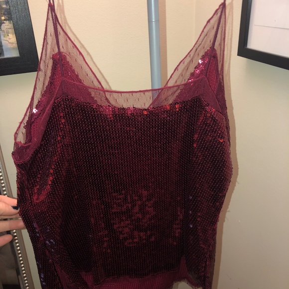 Sequence Tank - Picture 2 of 4